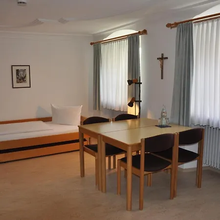 Hotel Gaestehaus Der Katholischen Akademie 3*