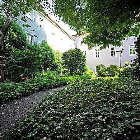 فندق Gaestehaus Der Katholischen Akademie 3*